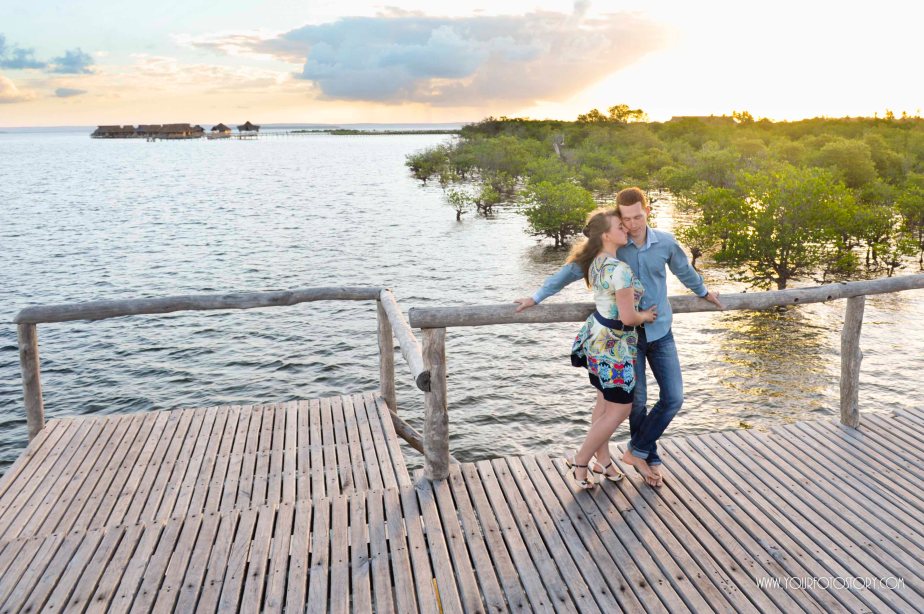 A love-story photo-shoot turned&nbsp;proposal!