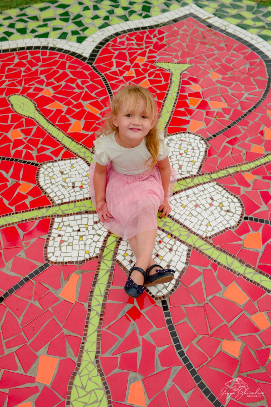 Family photo shoot is a great&nbsp;tradition.